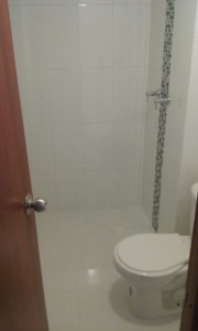 enchape de baños en ceramica